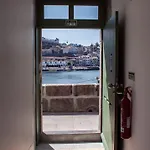 Panorama Ribeira アパート